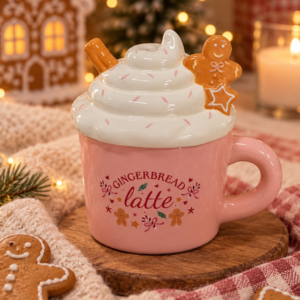 roze gemberkoek latte in kerstsfeer